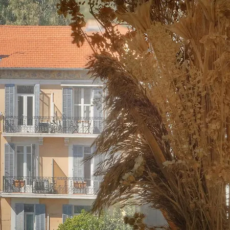 Cosy Victor Tuby -centre A0b204 Cannes